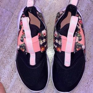 Nike flower